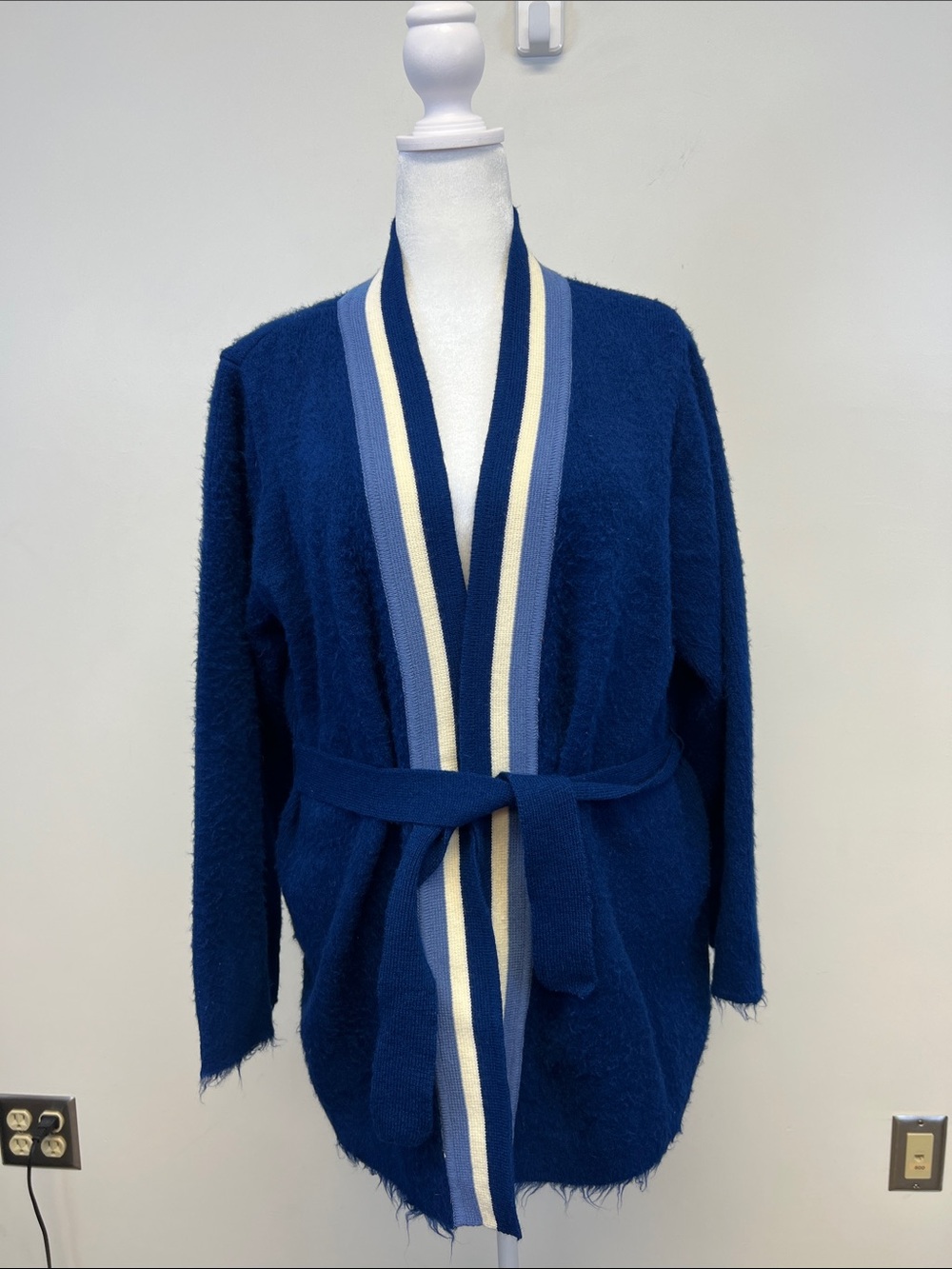 Measure Up Men's Cardigan Retro Vintage Sweater with Belt Size 44 Blue